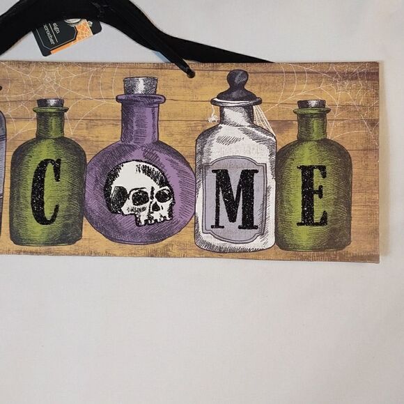 Halloween "Poison Bottle" Welcome Sign - Picture 3 of 4